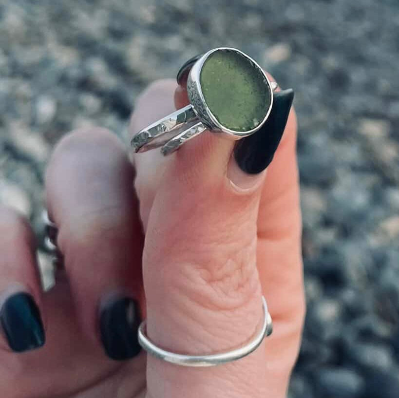 SOLID BANDS