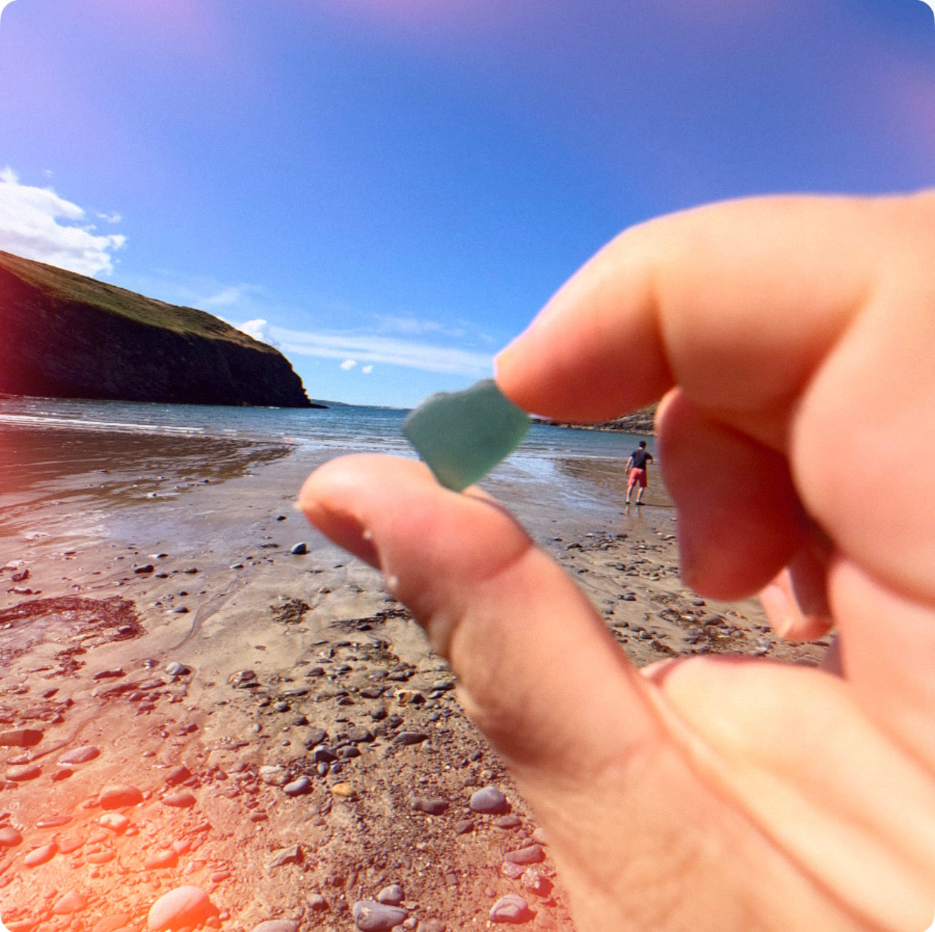🩵 Nolton — Teal Sea Glass Pendant
